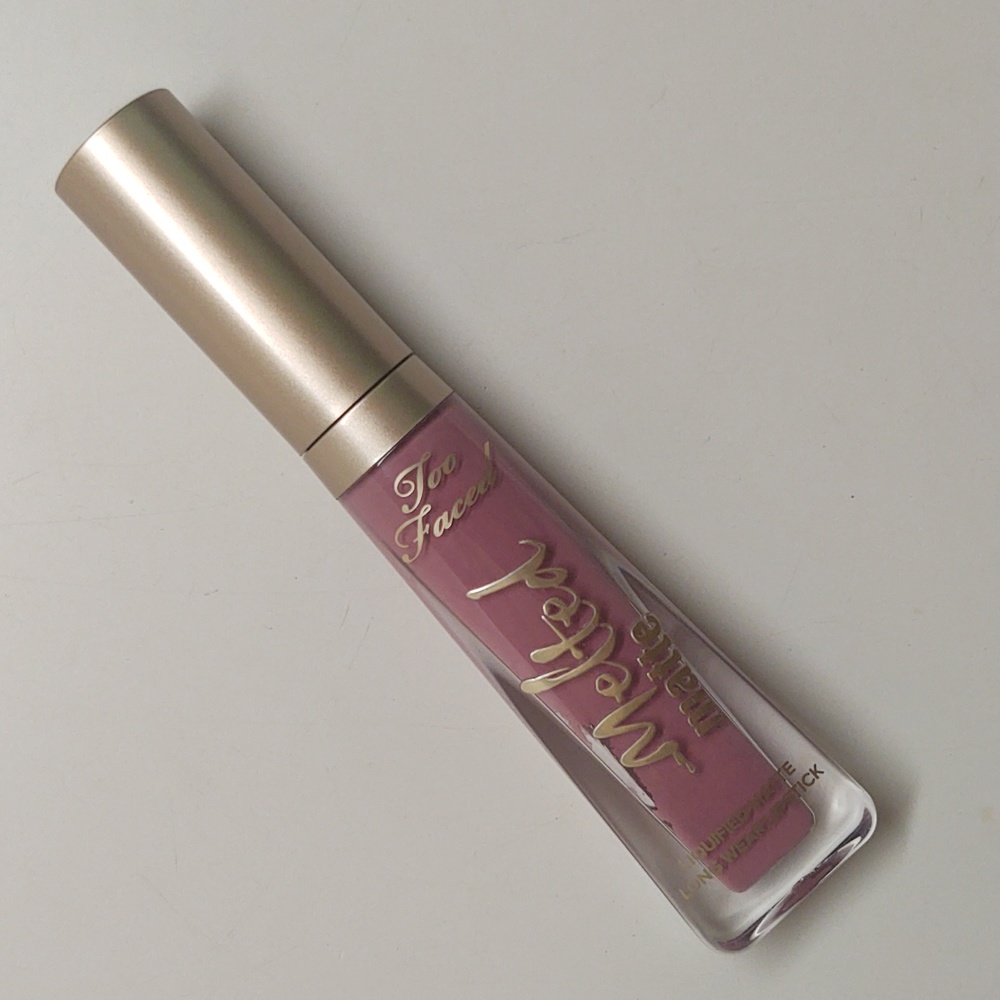 Too Faced Melted matte lipstick Queen B
